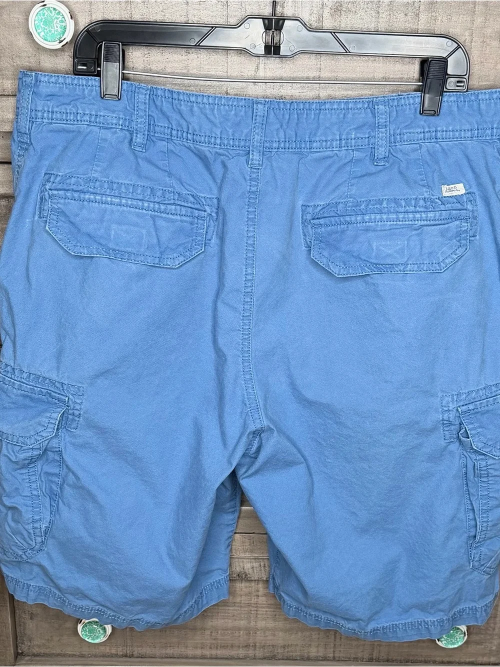 IZOD Men's Blue Solid Cotton Cargo Shorts Flat Front Pockets  Size 36